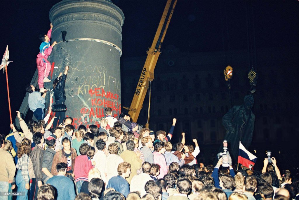 Nga 1991_8_22 (140).jpg