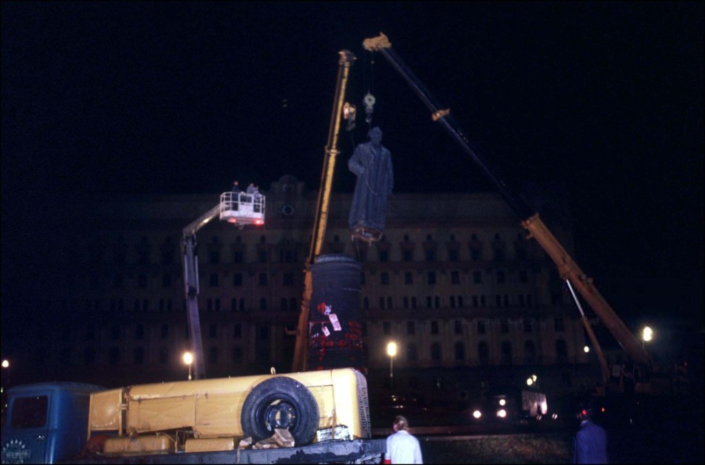Nga 1991_8_22 (142).jpg