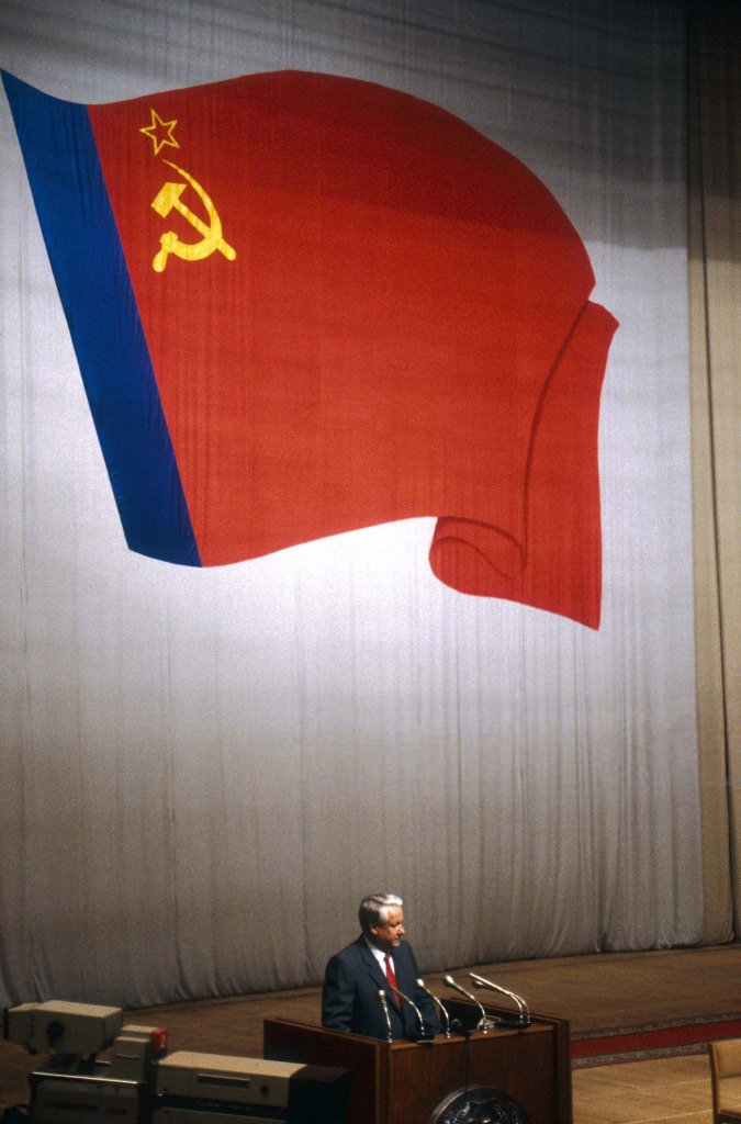 Nga 1991_8_23 (2).jpg
