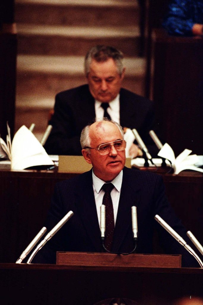 Nga 1991_8_26 (8).jpg