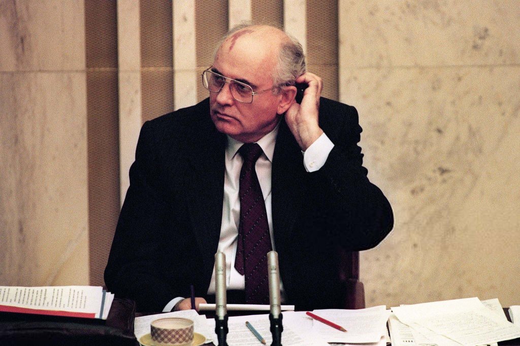 Nga 1991_8_27 (1).jpg