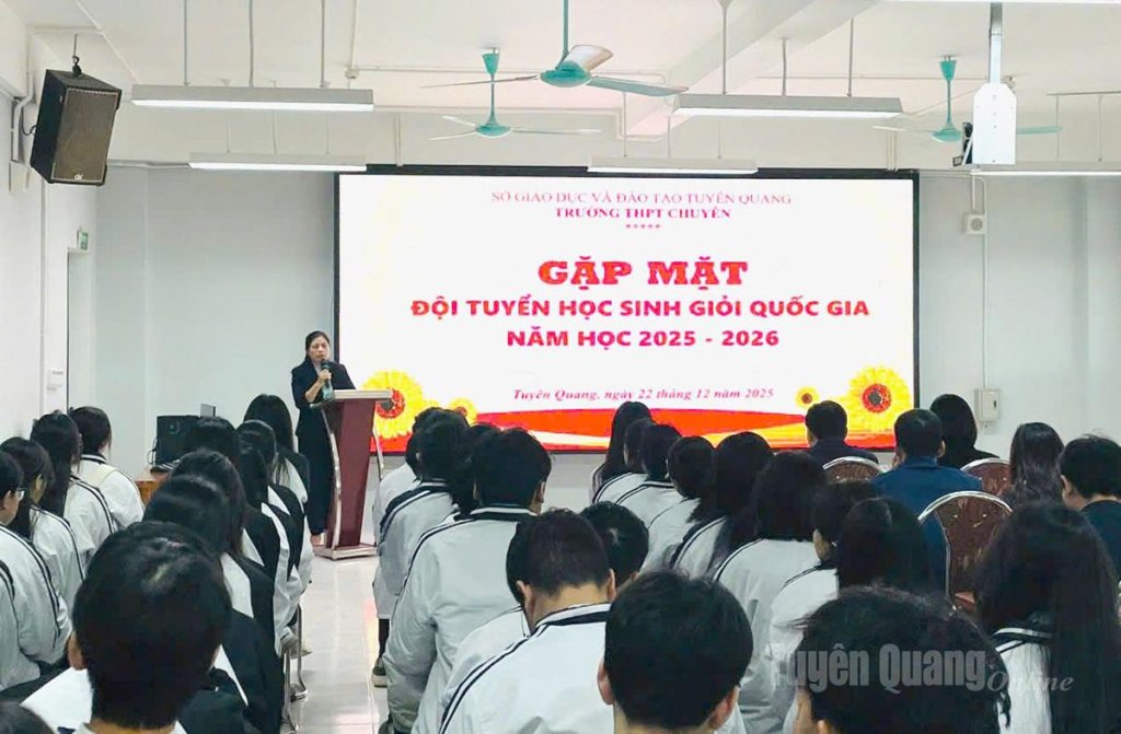 chuyen tuyen quang.jpg