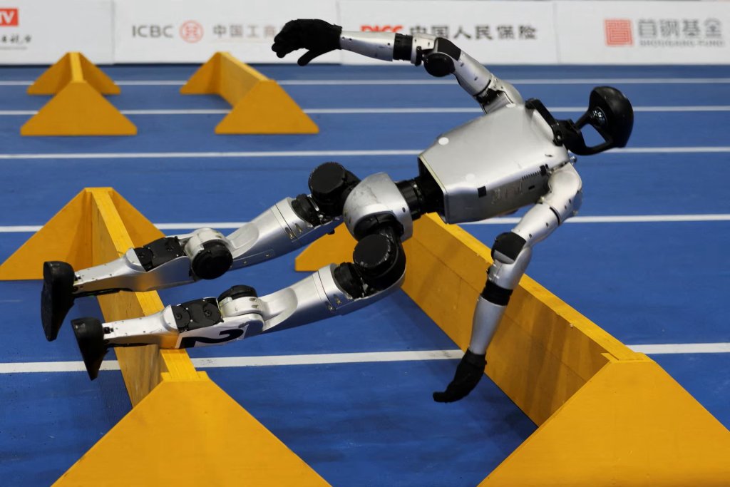 Robot 2026_8_24 (21) .jpg