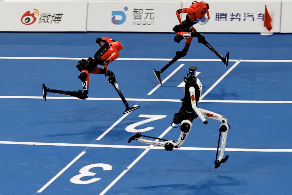 Robot 2026_8_25 (1) .jpg