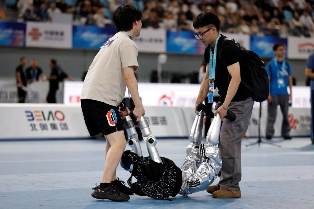 Robot 2026_8_25 (2) .jpg