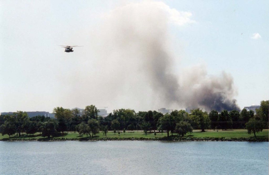 PENTAGON 2001_9_11 (7).jpg