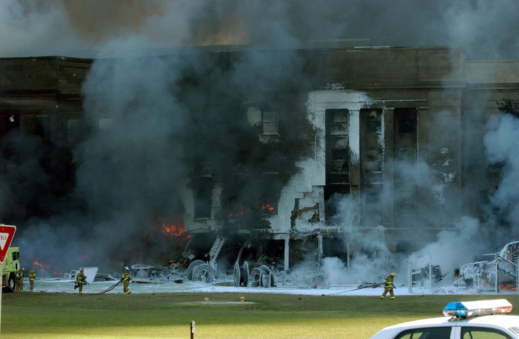PENTAGON 2001_9_11 (42).jpg