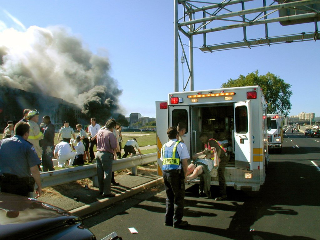 PENTAGON 2001_9_11 (49).jpg