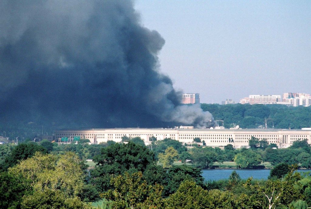 PENTAGON 2001_9_11 (59).jpg