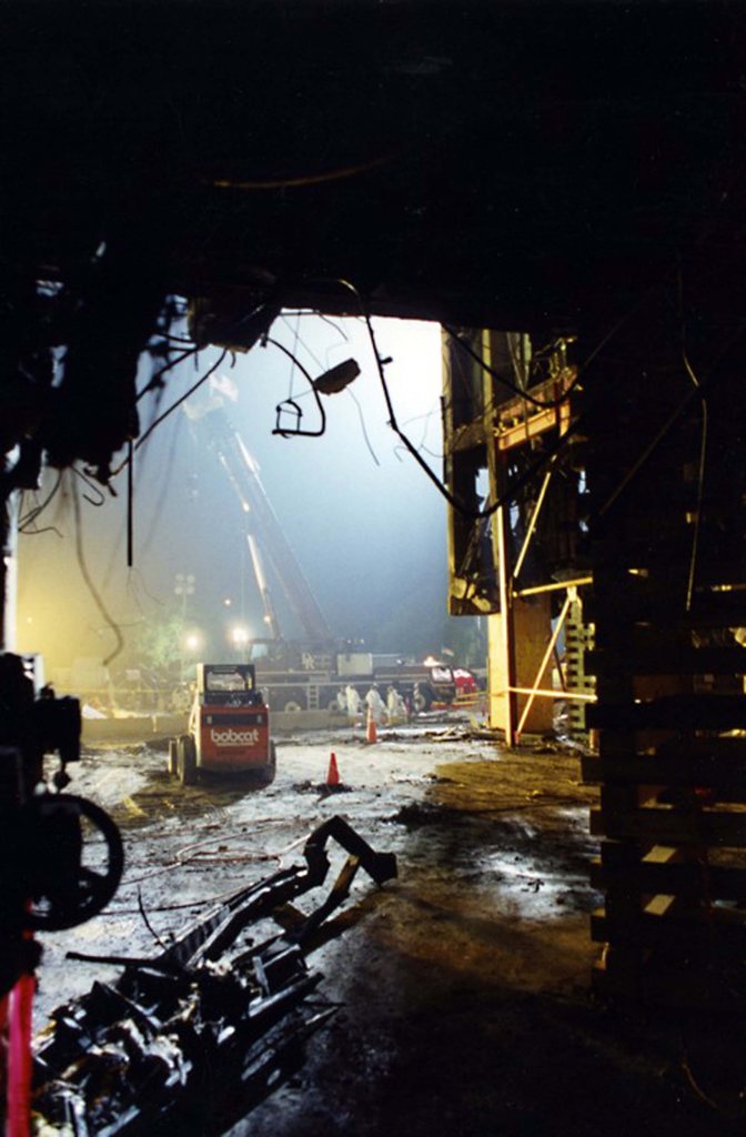 PENTAGON 2001_9_14 (12).jpg