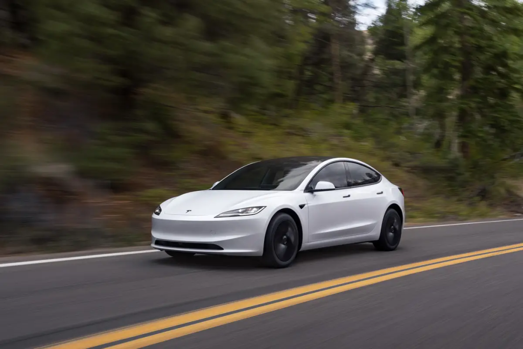 tesla-model-3-2026.png