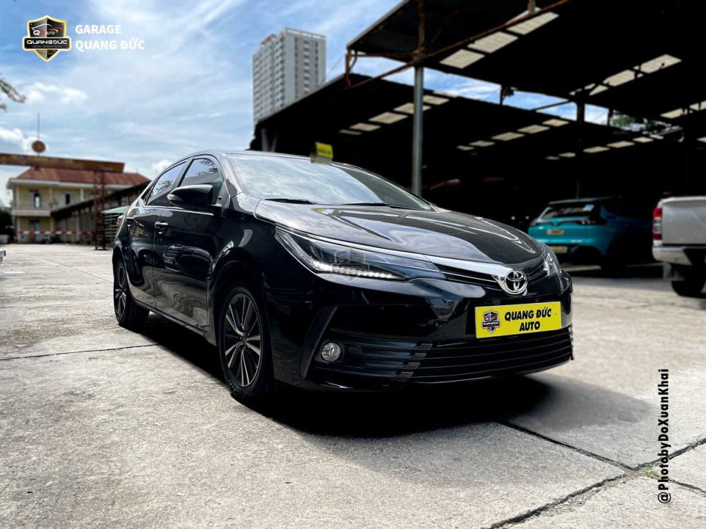 TOYOTA COROLLA ALTIS ĐEN - ĐÂM ĐẦU NỔ HẾT TÚI KHÍ (25).jpg