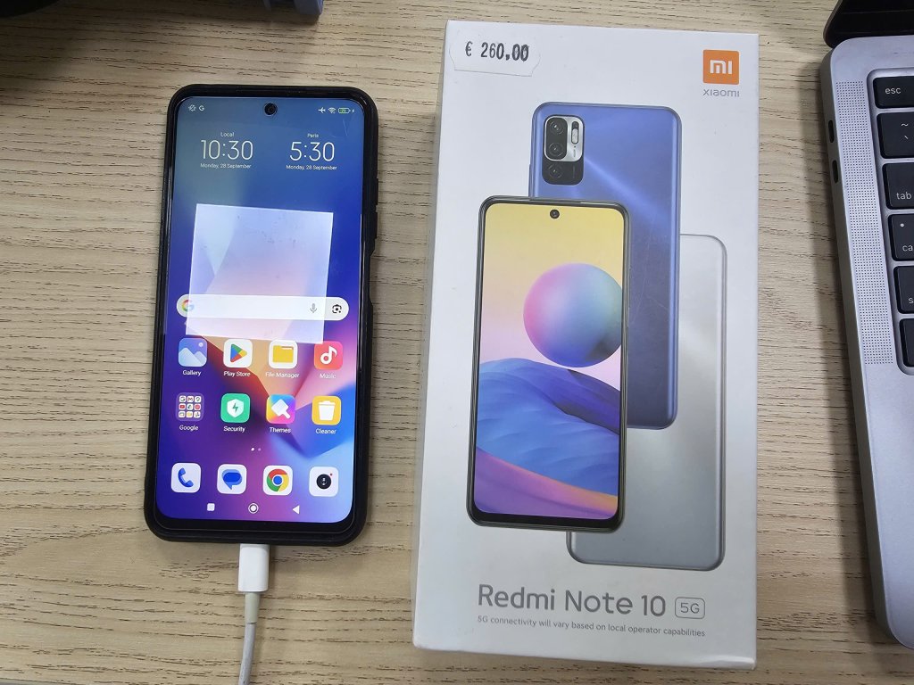 redmi.jpg