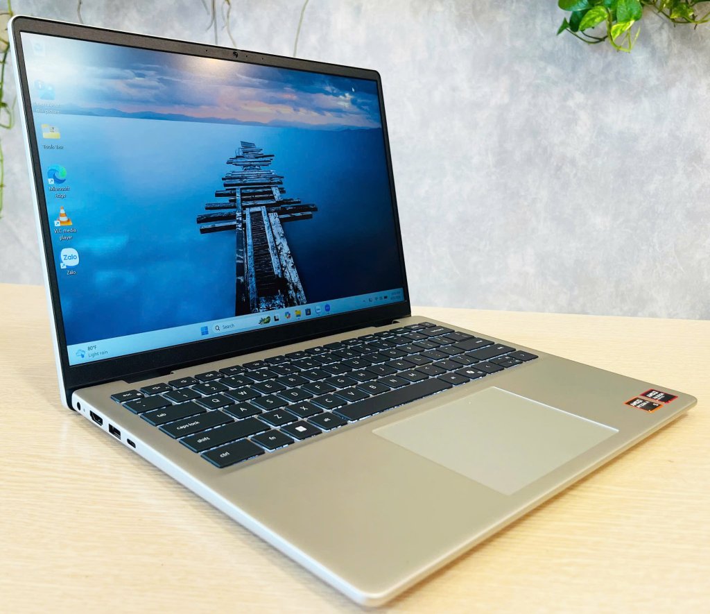 Dell Inspiron 14.jpg
