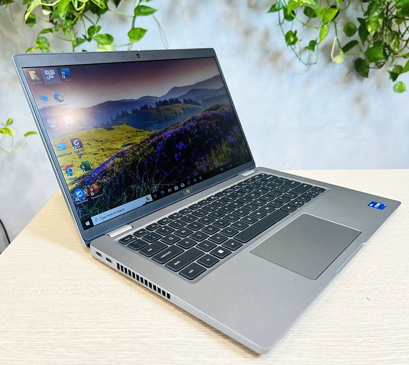 Dell Latitude 5430.jpg