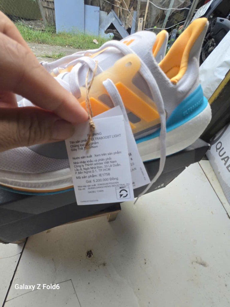 Dầy adidas Utraboot xanh vàng 1.jpg