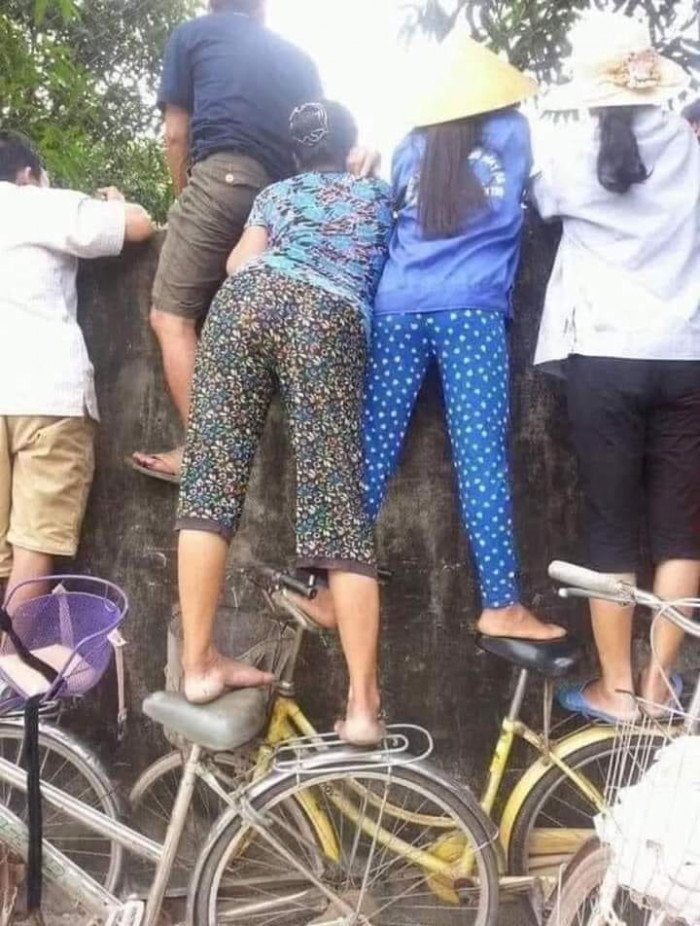 Hóng hớt 5.jpg