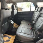 khoang-hanh-khach-hang-ghe-thu-2-ford-everest-ambiente-at-4x2-1-768x576.jpg