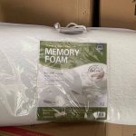 Gối Memory Foam 2 đầu thấp cao tốt cho đau cổ vai gáy LocknLock HLW1133.jpg