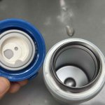 Bình giữ nhiệt có quai xách và trang trí ngộ nghĩnh 350ml LocknLock LHC32833.jpg