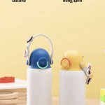 Bình giữ nhiệt có quai xách và trang trí ngộ nghĩnh 350ml LocknLock LHC32837.jpg