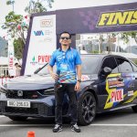 6 Bieu dien Honda Civic RS 0.jpg