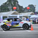8 Thi dau 18.jpg