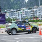 8 Thi dau 30.jpg