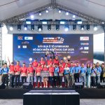 9 Be mac - Trao giai 3.jpg