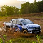 toyota lai thu 2.jpg