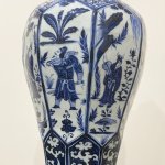 Cặp mai bình sứ Thanh hoa thời Nguyên - Pair of Yuan Dynasty blue and white porcelain vases- (2).jpg