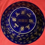 Đĩa men Sapphire vẽ ngũ long hiệu đề càn long ngự lãm chi bảo- (6).jpg