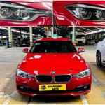 BMW320i 2015 ĐỎ - VỠ ĐÈN PHA PHỤ MÓP CẢN TRƯỚC BÊN PHỤ quangduc khaiphuchoi (1).jpg