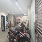 Tầng 1 Thang bộ + 1 vệ sinh b.jpg