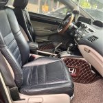 Car 13_Right side_Front seat.jpg