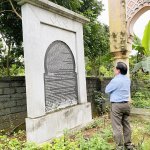 Cổng làng 03 - Bia kỷ niệm.jpeg