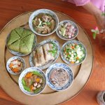 Mâm cơm ngày Tết.jpg